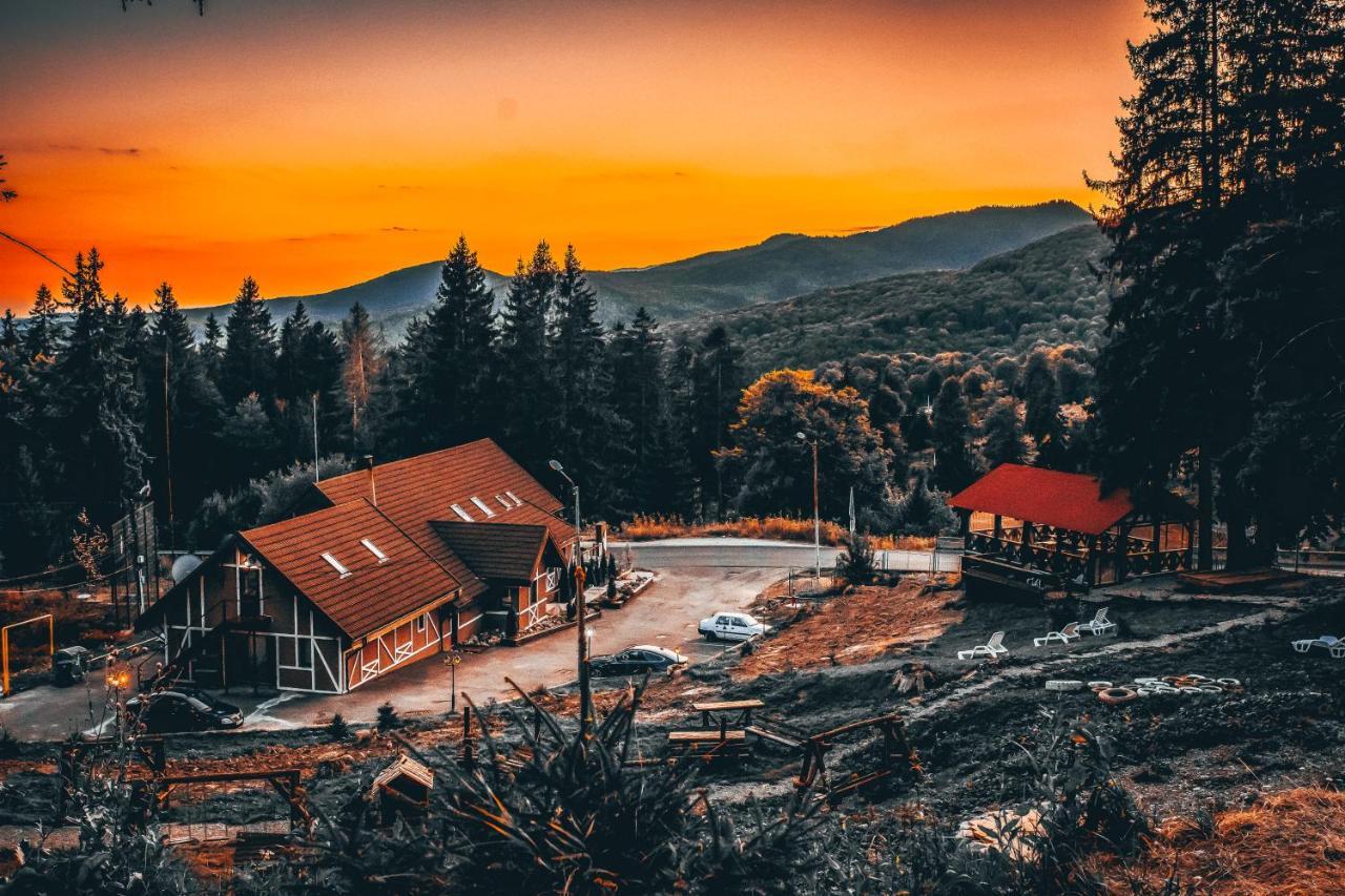 Complex Hotelier Cota O Mie Sinaia Zewnętrze zdjęcie