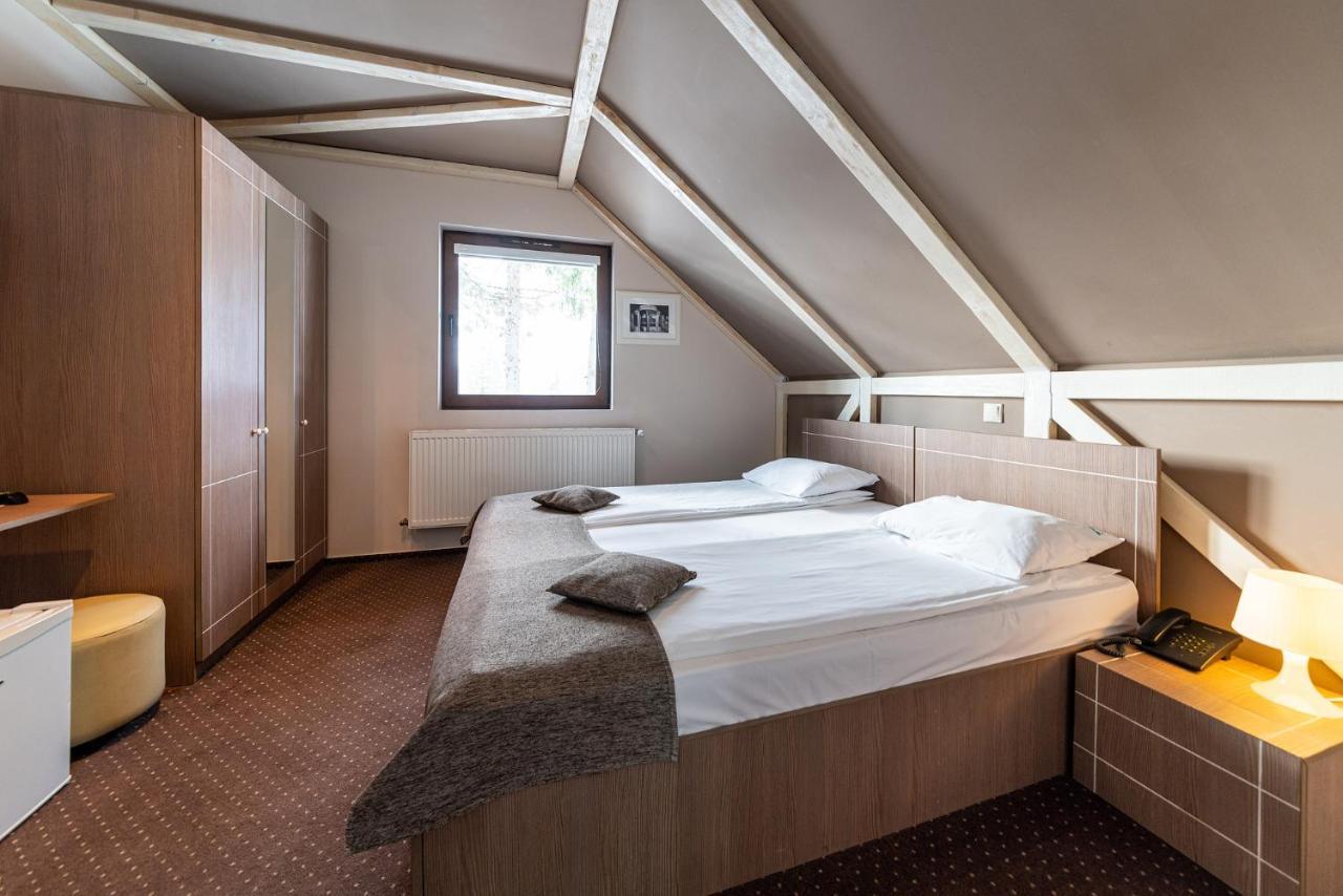 Complex Hotelier Cota O Mie Sinaia Zewnętrze zdjęcie